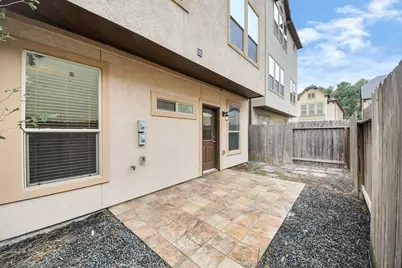 10606 Shadow Elm Court, Houston, TX 77043 - Photo 40
