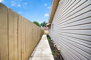 1211 Trimm Ave, Pasadena, TX 77502 - Photo 48