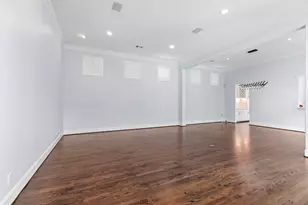 4626 Braeburn Dr, Bellaire, TX 77401 - Photo 10