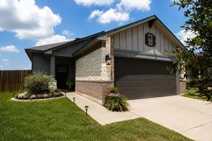 14706 Pinion Ct, Conroe, TX 77302 - Photo 2