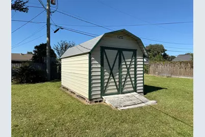 2310 13th Street, Port Neches, TX 77651 - Photo 26