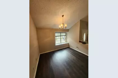 2827 Creek Manor Drive, Houston, TX 77339 - Photo 8