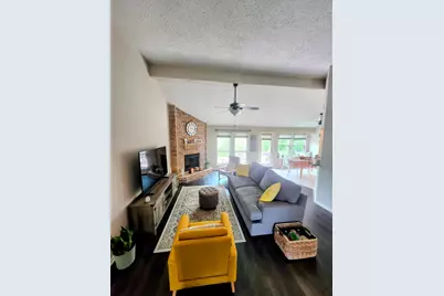 2827 Creek Manor Drive, Houston, TX 77339 - Photo 12