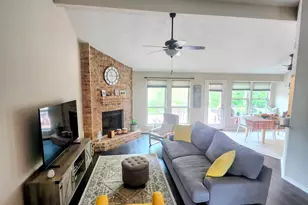 2827 Creek Manor Dr, Houston, TX 77339 - Photo 12