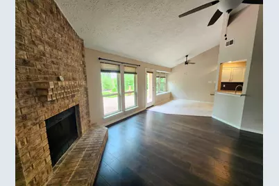 2827 Creek Manor Drive, Houston, TX 77339 - Photo 10