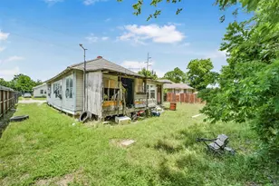2020 Elysian St, Houston, TX 77026 - Photo 8