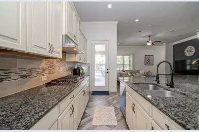 17915 Olde Oaks Estate Court, Cypress, TX 77433 - Photo 10
