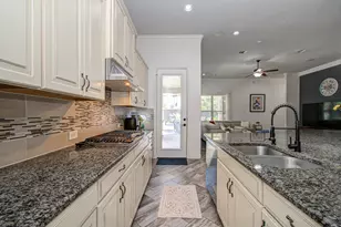 17915 Olde Oaks Estate Ct, Cypress, TX 77433 - Photo 10
