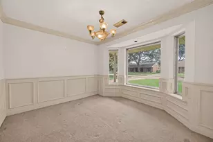 4305 Goldfinch St, Houston, TX 77035 - Photo 6