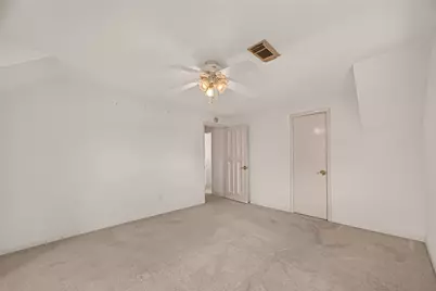 4305 Goldfinch Street, Houston, TX 77035 - Photo 22