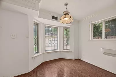 4305 Goldfinch Street, Houston, TX 77035 - Photo 10