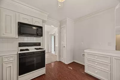 4305 Goldfinch Street, Houston, TX 77035 - Photo 14