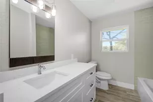 209 N Lazy Ln, Clute, TX 77531 - Photo 22