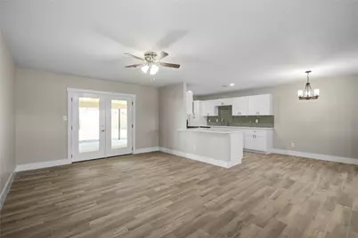 209 N Lazy Lane, Clute, TX 77531 - Photo 12