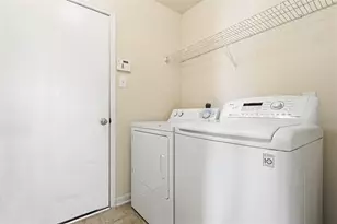 8718 Black Cliff Ln Ln, Houston, TX 77075 - Photo 14