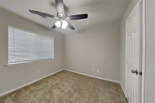 19110 Hayden Wood Dr, Tomball, TX 77375 - Photo 12