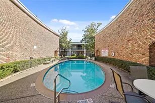 2101 Fountain View Dr, Houston, TX 77057 - Photo 16