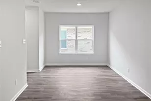 9745 Enclave Ridge Rd, Willis, TX 77318 - Photo 4