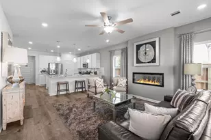 9745 Enclave Ridge Rd, Willis, TX 77318 - Photo 10