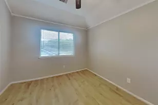 4731 Silverlake Dr, Sugar Land, TX 77479 - Photo 14
