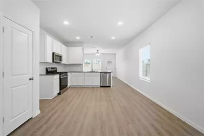 10771 Sora Drive, Willis, TX 77378 - Photo 12