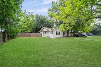 623 S 1st Street, Conroe, TX 77301 - Photo 8