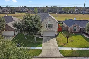 3505 Cedar Prairie Dr, League City, TX 77573 - Photo 36