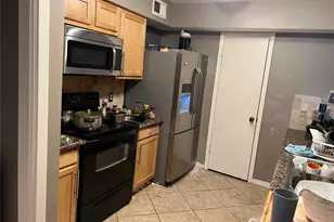 84 W Park West Dr, Houston, TX 77072 - Photo 6