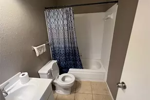 84 W Park West Dr, Houston, TX 77072 - Photo 10