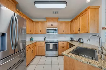 501 Riggs Street, Brenham, TX 77833 - Photo 8