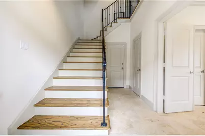 6302 Prague Street, Houston, TX 77007 - Photo 8