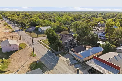 723 Saint Peter Street, Gonzales, TX 78629 - Photo 6
