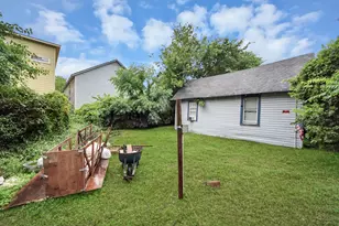 2611 Canfield St, Houston, TX 77004 - Photo 12