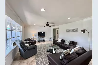 5454 Imogene Street, Houston, TX 77096 - Photo 8