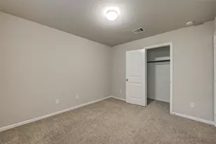 8002 Carillon Way, Rosharon, TX 77583 - Photo 16