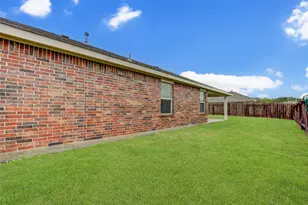 8002 Carillon Way, Rosharon, TX 77583 - Photo 18