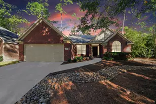 70 N Lace Arbor Dr, The Woodlands, TX 77380 - Photo 1