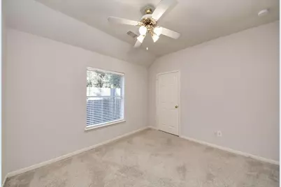 70 N Lace Arbor Drive, The Woodlands, TX 77380 - Photo 26