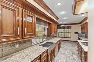 13903 Wilde Forest Ct, Sugar Land, TX 77498 - Photo 12