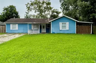 10823 Eddyrock St, Houston, TX 77089 - Photo 2