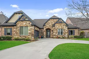 314 Bayshore Dr, Montgomery, TX 77356 - Photo 1