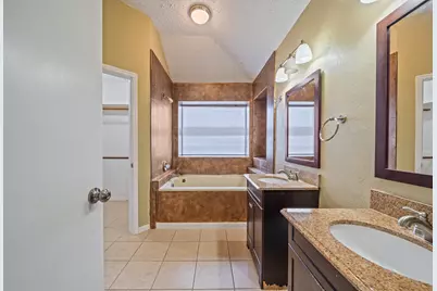 18123 Lake Bend Drive, Houston, TX 77084 - Photo 14