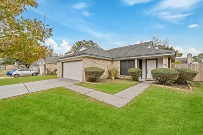 18123 Lake Bend Drive, Houston, TX 77084 - Photo 2