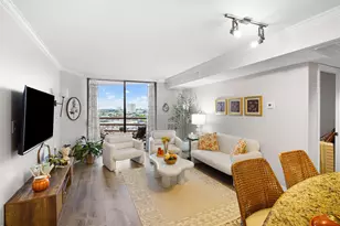 3525 Sage Rd, Houston, TX 77056 - Photo 2