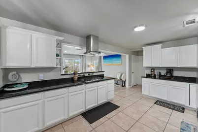 9 South Shore Drive, Galveston, TX 77551 - Photo 14