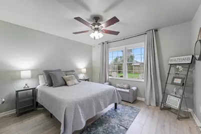 9 South Shore Drive, Galveston, TX 77551 - Photo 20