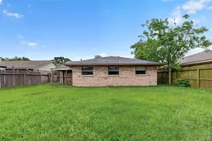 4826 Redfish Reef Dr, Bacliff, TX 77518 - Photo 24