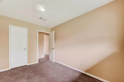 4826 Redfish Reef Drive, Bacliff, TX 77518 - Photo 16