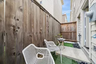 8705 Bryam St, Houston, TX 77061 - Photo 14