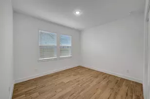 12106 Upper Mdws Ave, Mont Belvieu, TX 77535 - Photo 24